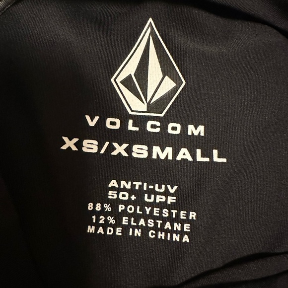 Volcom Men’s Confuse Long Sleeve Rash Guard With UV Protection Size XS - Picture 10 of 12